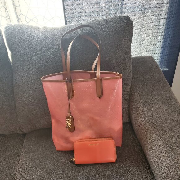🏷️MK Eliza Large NS Tote Bag with Pouch Clear Geranium PINK - Picture 1 of 1